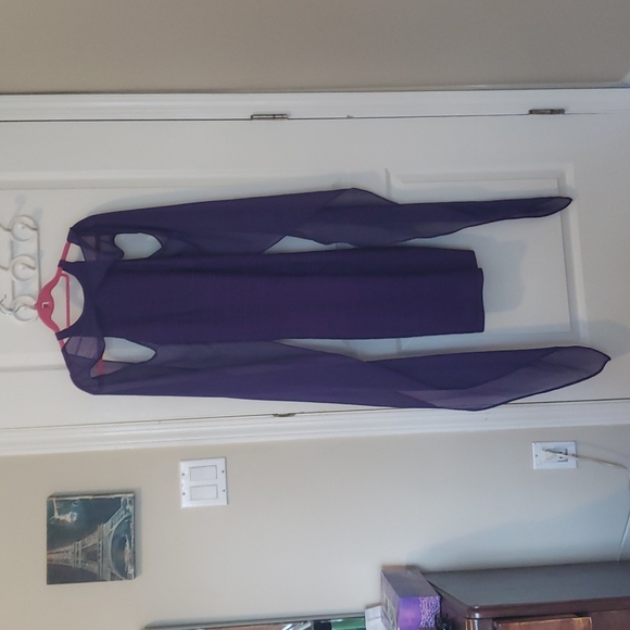 Dress - Picture 2 of 3